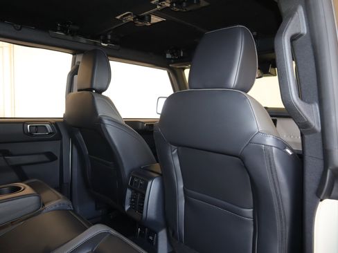 New 2025 Ford Bronco Outer Banks AWD/4WD image 42