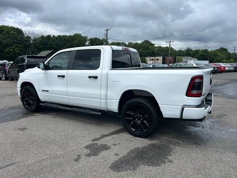 Used 2024 RAM 1500 Laramie AWD/4WD image 4