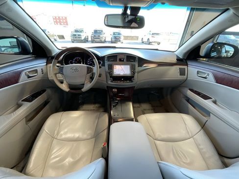 Used 2012 Toyota Avalon Limited image 8