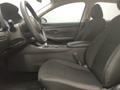 Used 2025 Nissan Sentra S FWD image 17