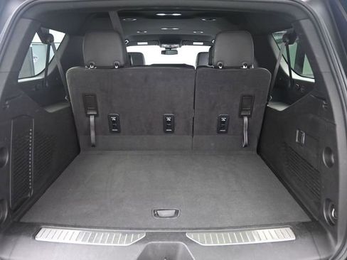 Used 2024 Chevrolet Suburban RST image 34