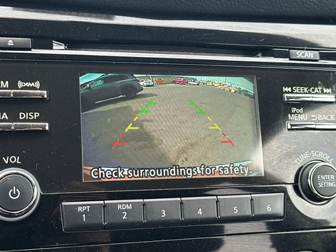 Used 2017 Nissan Rogue S w/ S Appearance Package image 19