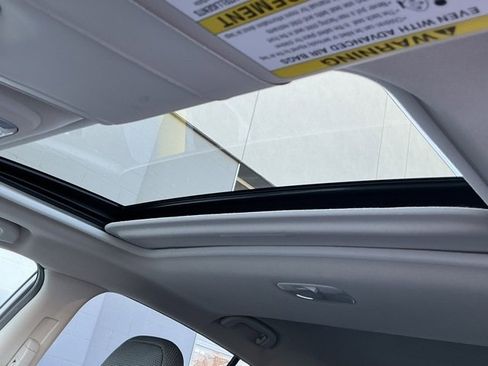 Certified 2024 Subaru Crosstrek 2.0i Premium image 14