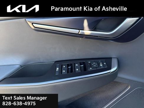 New 2025 Kia EV6 Light image 26