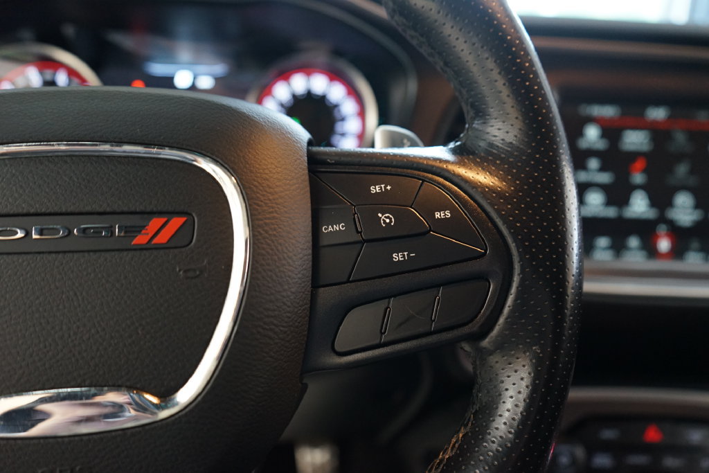 Used 2022 Dodge Challenger R/T Scat Pack RWD image 38