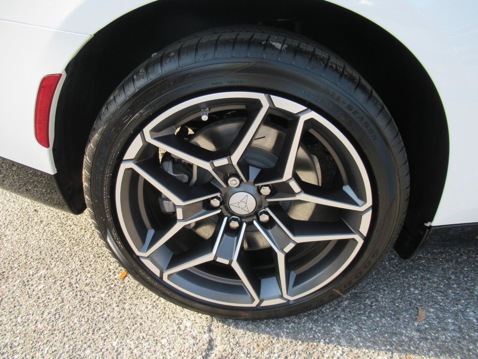 New 2026 Dodge Charger R/T AWD/4WD image 7