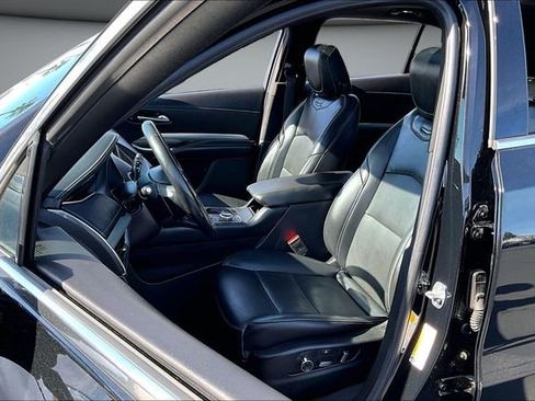 Used 2019 Cadillac XT4 Premium Luxury image 21