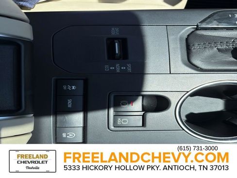 Used 2020 Toyota Highlander XLE FWD image 36