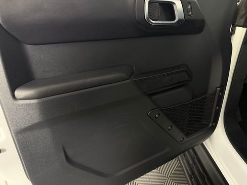 Used 2025 Ford Bronco Outer Banks AWD/4WD image 25