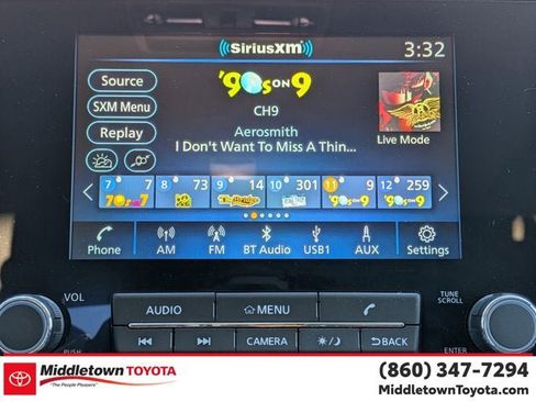 Used 2024 Nissan Frontier SV w/ SV Convenience Package image 23