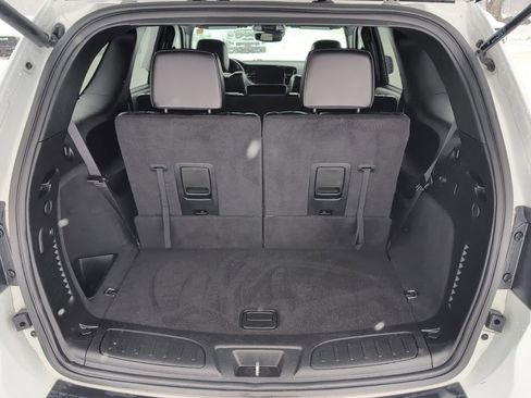 Used 2024 Dodge Durango GT image 19