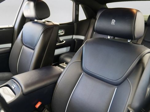 Used 2020 Rolls-Royce Ghost RWD image 57