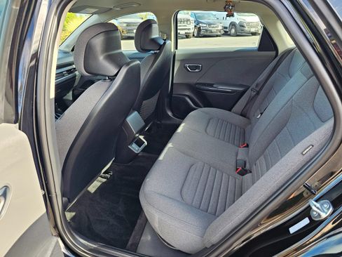 Used 2025 Kia K4 EX FWD image 19