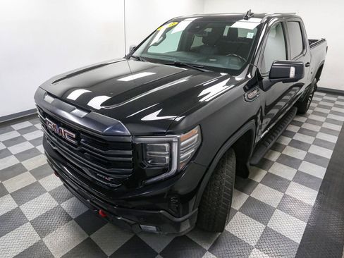 Used 2023 GMC Sierra 1500 AT4 AWD/4WD image 6