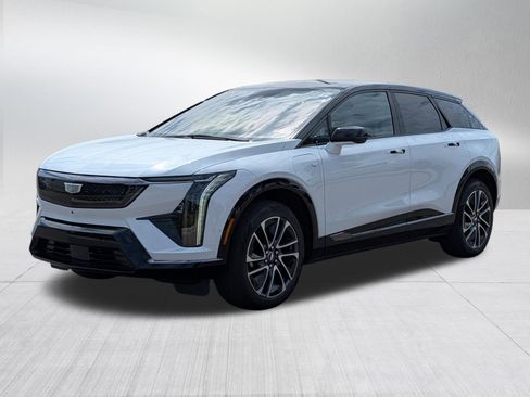 New 2026 Cadillac Optiq Sport 1 w/ LPO, Floor Liner Package AWD/4WD image 3