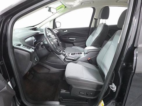 Used 2017 Ford C-MAX SE image 9