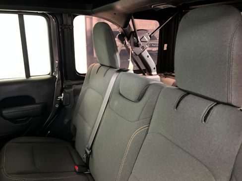 Certified 2024 Jeep Wrangler Sport S image 20