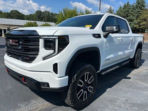 Used 2025 GMC Sierra 1500 AT4 w/ AT4 Premium Package AWD/4WD image 68