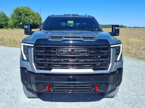 Used 2025 GMC Sierra 2500 AT4X AWD/4WD image 49