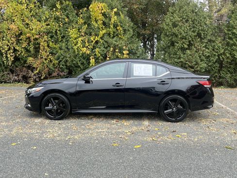 Used 2023 Nissan Sentra SR w/ Midnight Edition Package image 8