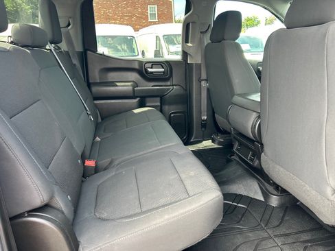 Used 2021 Chevrolet Silverado 1500 Custom AWD/4WD image 19