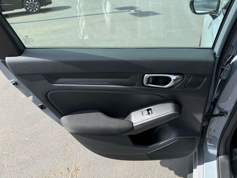 Used 2025 Honda Civic Sport image 15