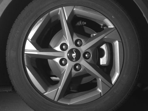 Used 2025 Kia K4 FWD image 16