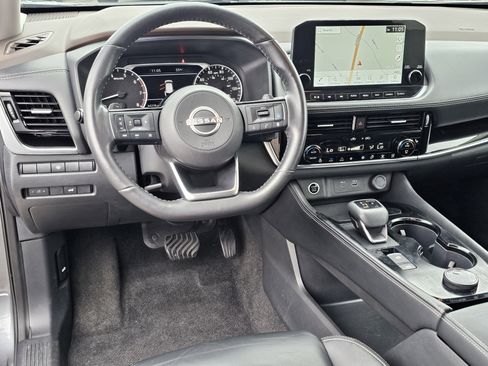 Used 2023 Nissan Rogue SL w/ SL Premium Package image 34