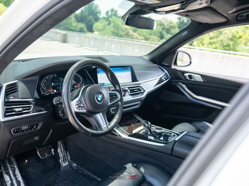 Used 2019 BMW X7 xDrive40i w/ Premium Package AWD/4WD image 13