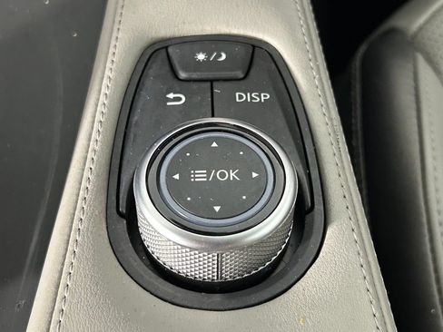 Used 2023 INFINITI QX50 Luxe AWD/4WD image 23
