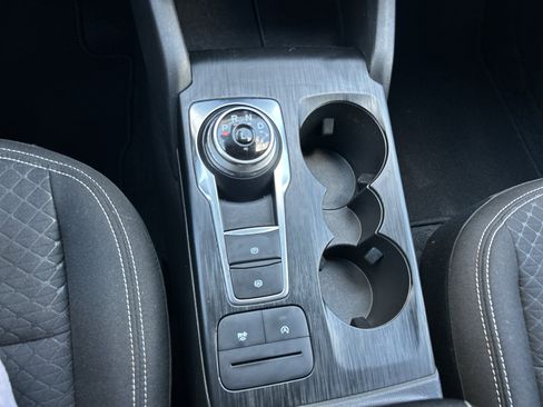 Used 2024 Ford Escape Active w/ Cold Weather Package image 13