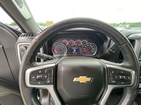Used 2019 Chevrolet Silverado 1500 LT w/ Texas Edition AWD/4WD image 17
