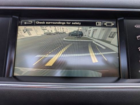 Used 2016 Land Rover Range Rover Sport HSE image 45