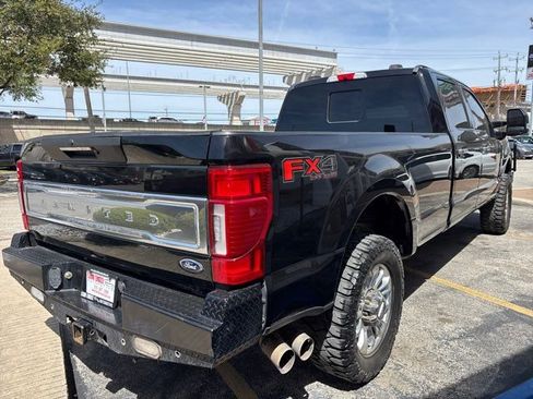 Used 2020 Ford F350 Limited image 7