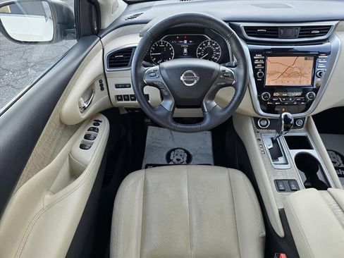 Used 2020 Nissan Murano SL image 3