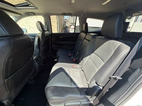 Used 2021 Honda Pilot Special Edition image 18