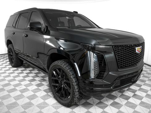 Used 2026 Cadillac Escalade Sport w/ Touring Package AWD/4WD image 3