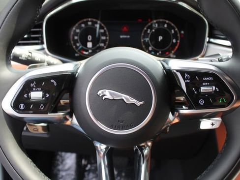 New 2026 Jaguar F-PACE R-Dynamic S image 14