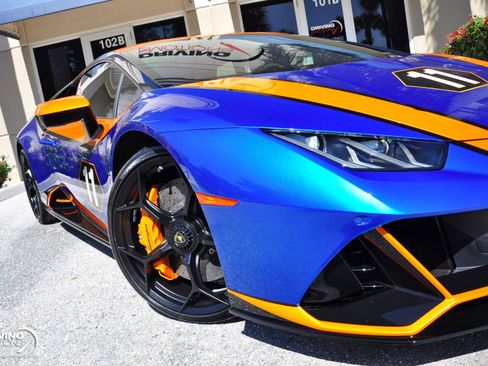 Used 2020 Lamborghini Huracan EVO AWD/4WD image 13