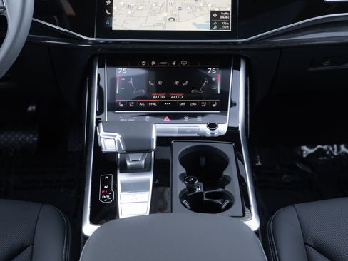 New 2026 Audi Q7 3.0T Premium Plus image 17