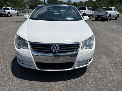 Used 2008 Volkswagen Eos FWD image 16