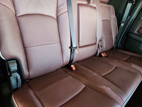 New 2025 RAM 2500 Limited image 18