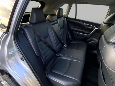 Used 2024 Toyota RAV4 XLE Premium FWD image 32