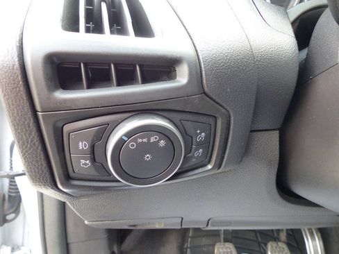 Used 2017 Ford Focus ST FWD image 29