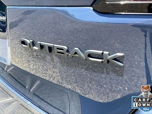 Used 2025 Subaru Outback Onyx Edition AWD/4WD image 11