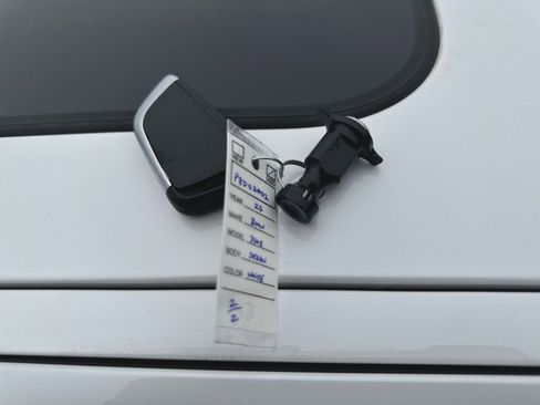 Used 2023 BMW 330e xDrive w/ Driving Assistance Package image 38