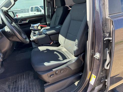 Used 2023 Chevrolet Silverado 1500 RST w/ Z71 Off-Road Package image 15