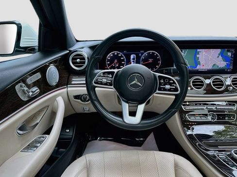Used 2020 Mercedes-Benz E 450 4MATIC Sedan image 23