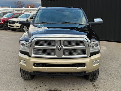 Used 2017 RAM 3500 Laramie Longhorn image 3
