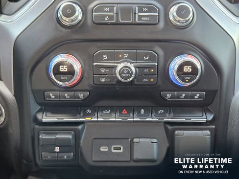 Used 2021 GMC Sierra 1500 SLT AWD/4WD image 19